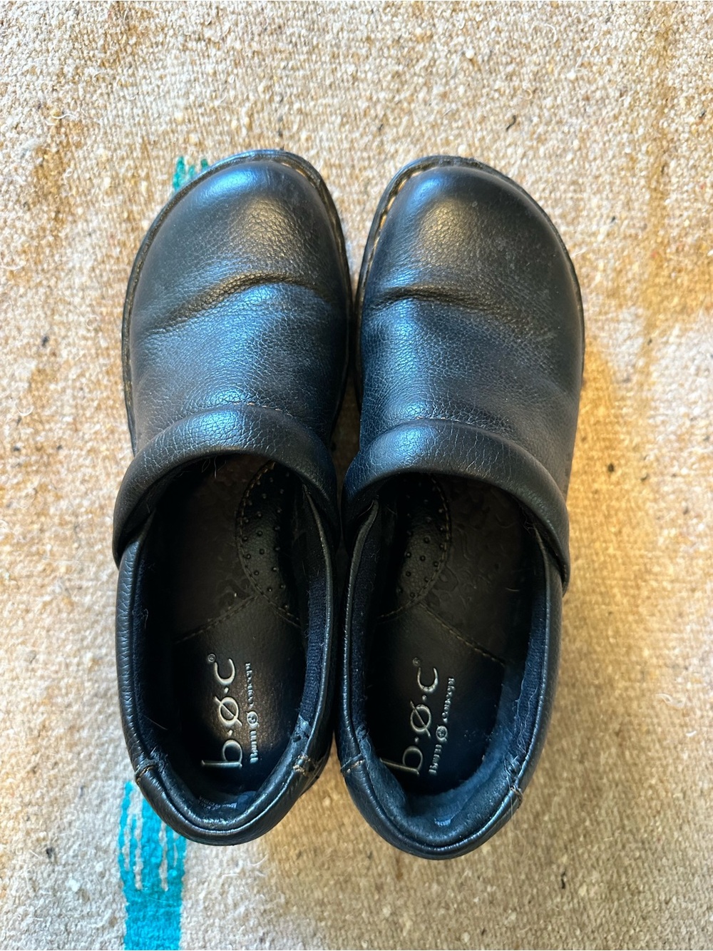 Born b.o.c. Clogs